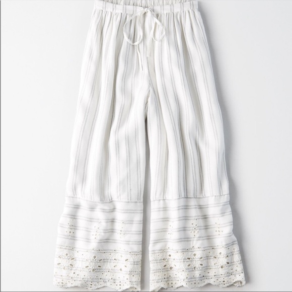American Eagle Outfitters Pants - NWT American Eagle Pull On Drape Wide Leg Embroidered Hem Crop Pant, XS
